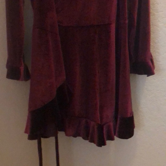 ROMPER! - Picture 2 of 2